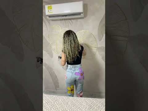 Esta INCREIBLE ARTISTA le dio una SORPRESA GENIAL a su MAMÁ pintando su HABITACIÓN