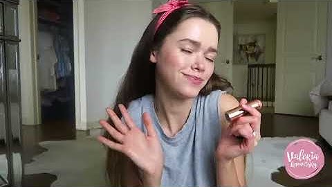 The Perfect Instagram Selfie How To- Makeup, Hair, Pose | Model Tips