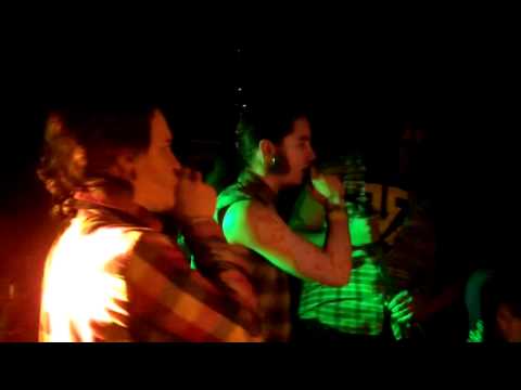 Shark Punch-Livin La Vida Straight Edge [Cover Live]