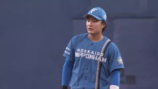 3回裏】見事なカバー!! ファイターズ・奈良間大己 投手が弾いた打球に