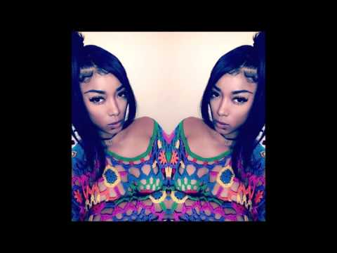 Mila J -kickin back (lyrics) - YouTube