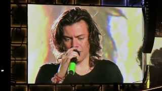 Download Lagu WHAT MAKES YOU BEAUTIFUL || One Direction OTRA Sydney 7 Feb 2015 MP3