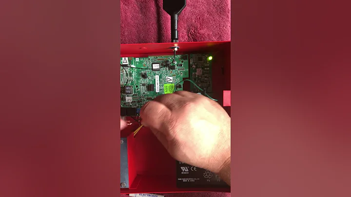 Monitoring the StarLink Communicator Power Supply to Trigger Local FACP Trouble