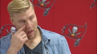 Celebrity Bucs QB Josh McCown cries in post-game press conference Net Worth