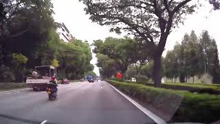 Smj995y white Honda Change lanes without signals and driving at below 80 km/hr speed road hogging Smj995y white Honda Change lanes without signals and driving at below 80 km/hr speed road hogging