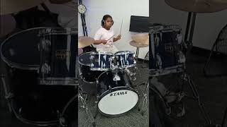 she put a lil flavor on the hi hats 🤣