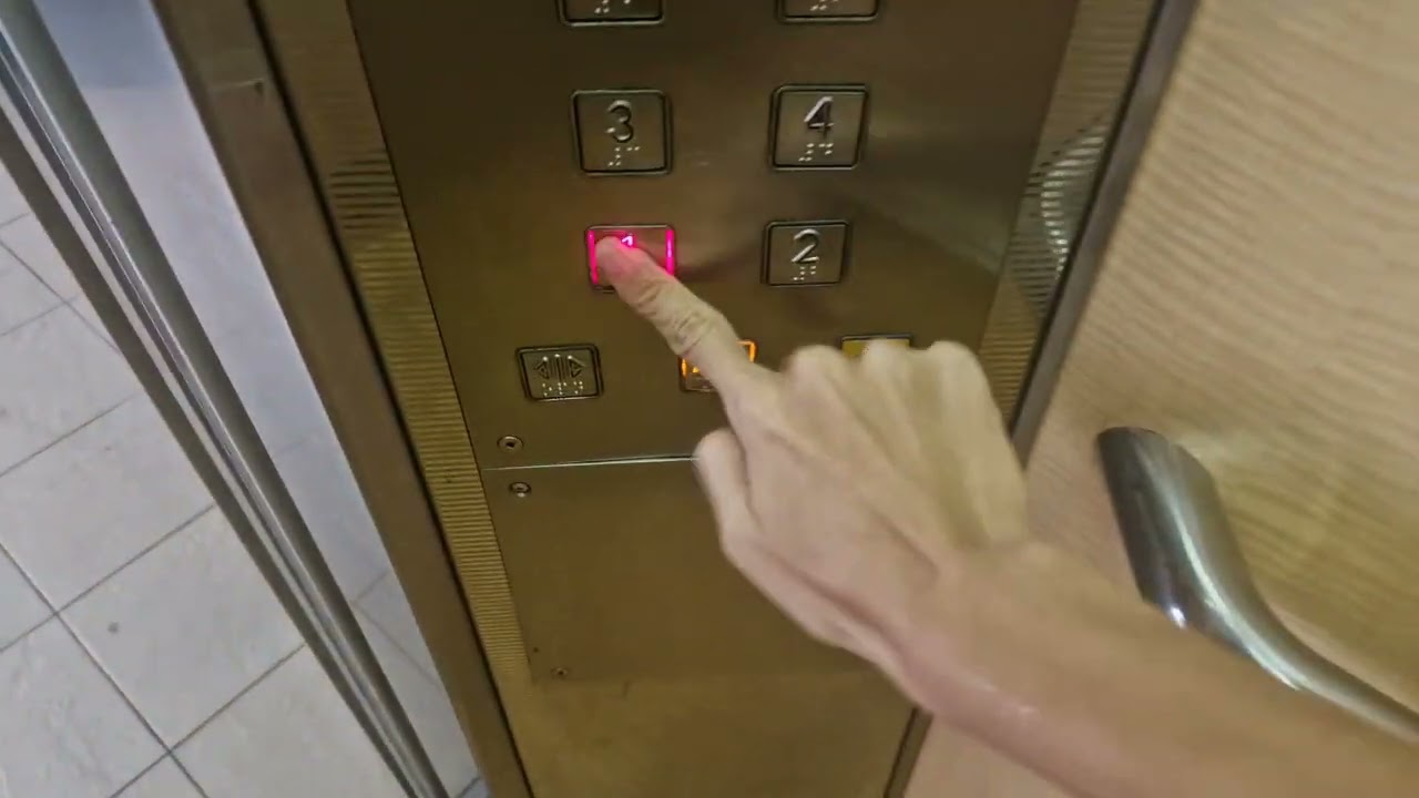 Block 29 Jalan Bahagia Fujitec Elevator Lift B