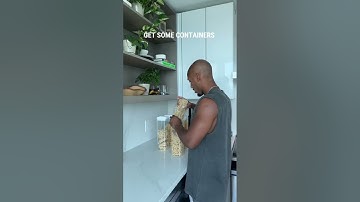 Here’s a few tips on how to stay more organized and clean.