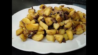 Жареная картошка с грибами . Быстро и очень вкусно! Жареная картошка с грибами . Быстро и очень вкусно!