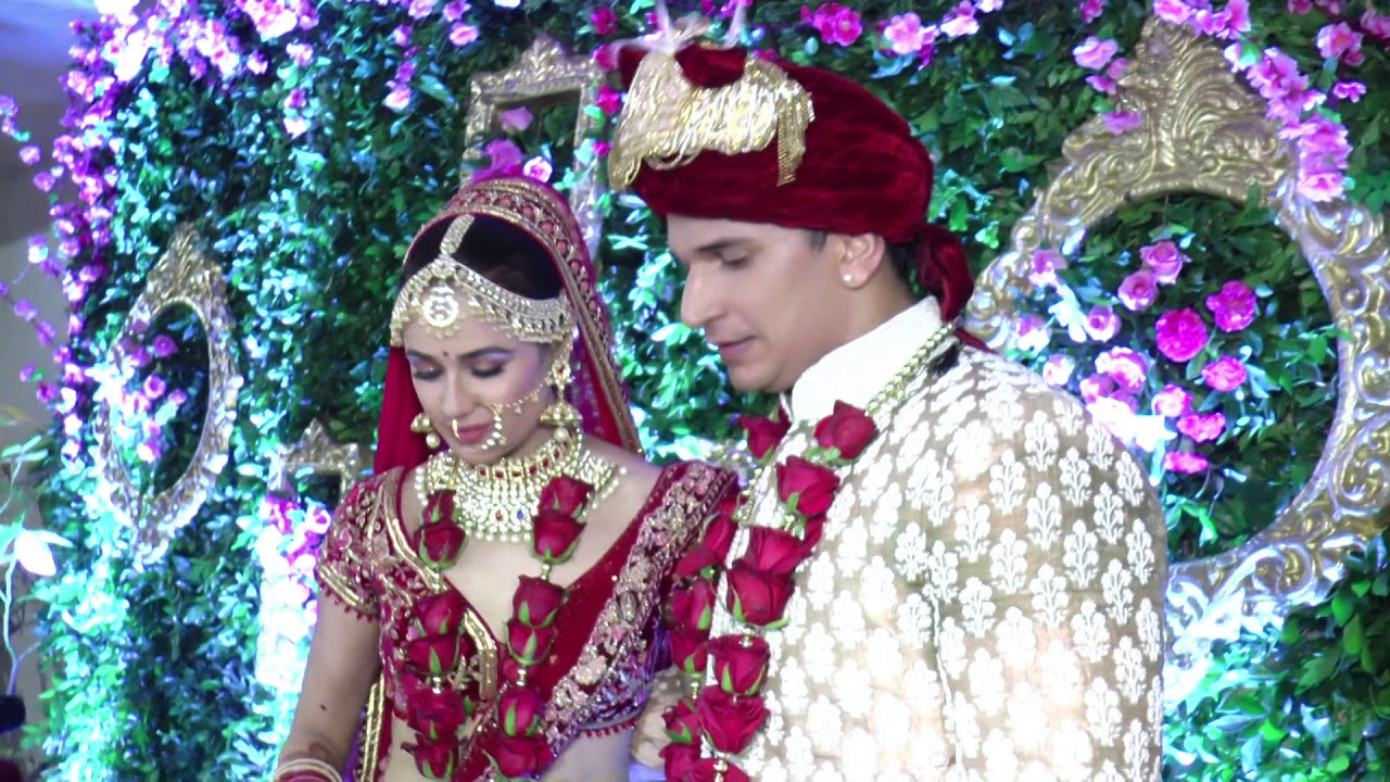 Prince Narula shares a CUTE video with Yuvika Chaudhary on their FIRST month Anniversary camera iphone 8 plus apk