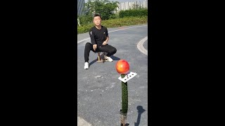 Flying Card Trick, Unbelievable Cards Comparable to Throwing Knives