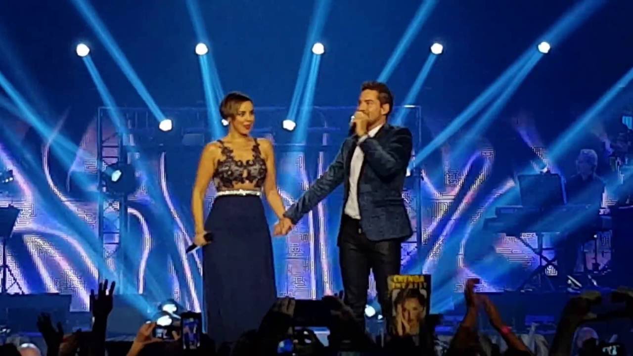 Bisbal y Chenoa - Escondidos - OT1 El Reencuentro