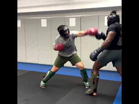 Sharp. Controlled. Nobody leaving hurt 🥊 This is how we spar.