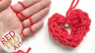Easy Finger Knitting How To  DIY Heart Ornament  Christmas DIYs