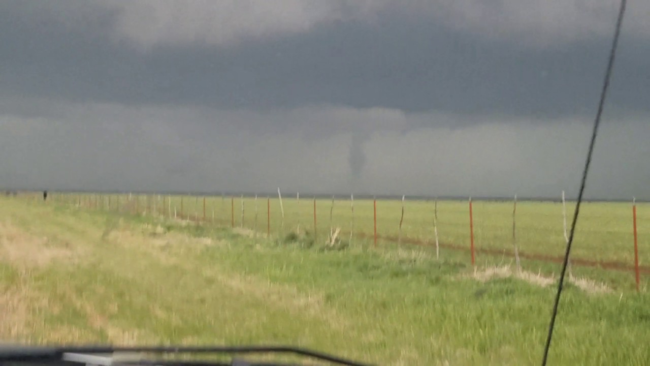 Tornado near Seymour,Tx. 32817 YouTube