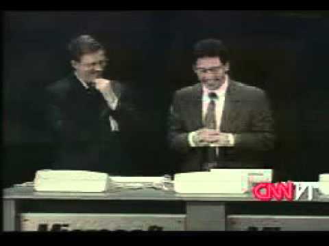 Bill Gates   Win 98 crash on live TV