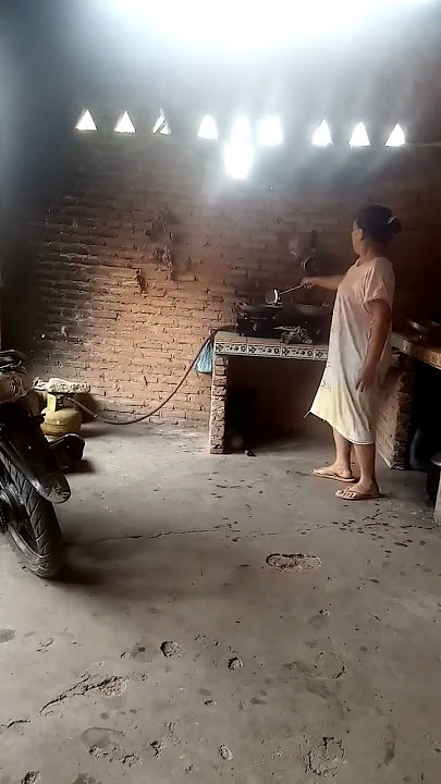 tante eka dateng lagi..