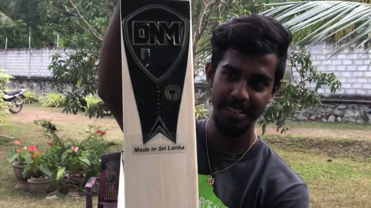 Amazing Sound DNM English willow bat. සුපිරිම සවුන්ඩ් එකක්. ලංකාවේ හදන DNM Bat එක. Made In Srilanka