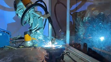 IIMT welding robot irregular workpiece welding display#robotic #welder #weldingrobot #weld