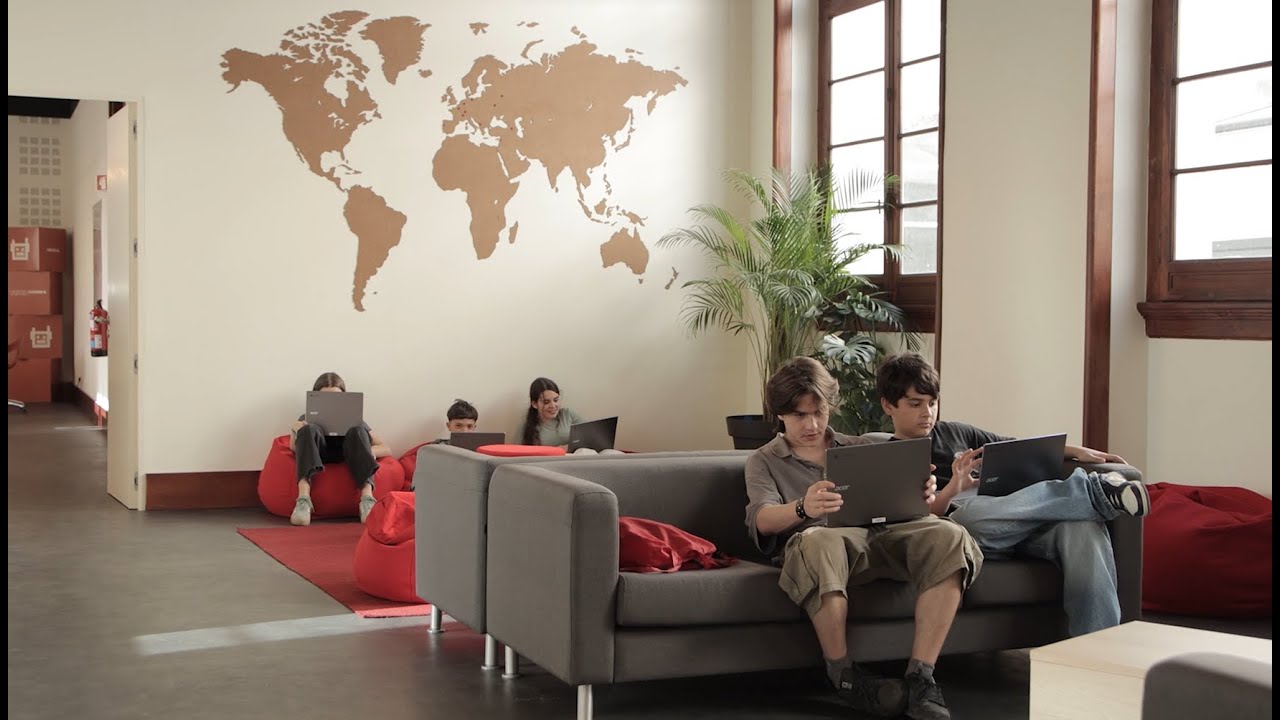 TUMO: A Community of Young Innovators in Portugal