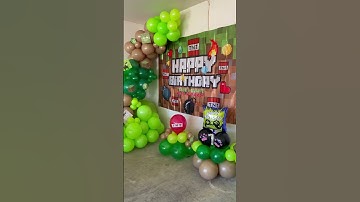 Minecraft Balloon Garland and Balloon Bouquets 🟩⬛️🟫 #balloongarland #minecraftdecor #minecraft