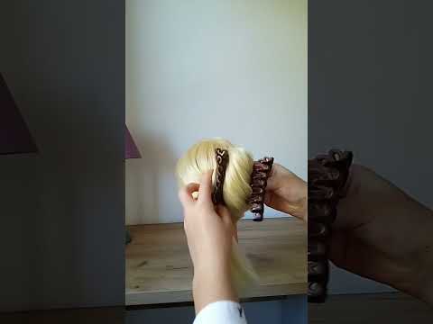 Vidéo: 3 façons de peigner les cheveux chauds