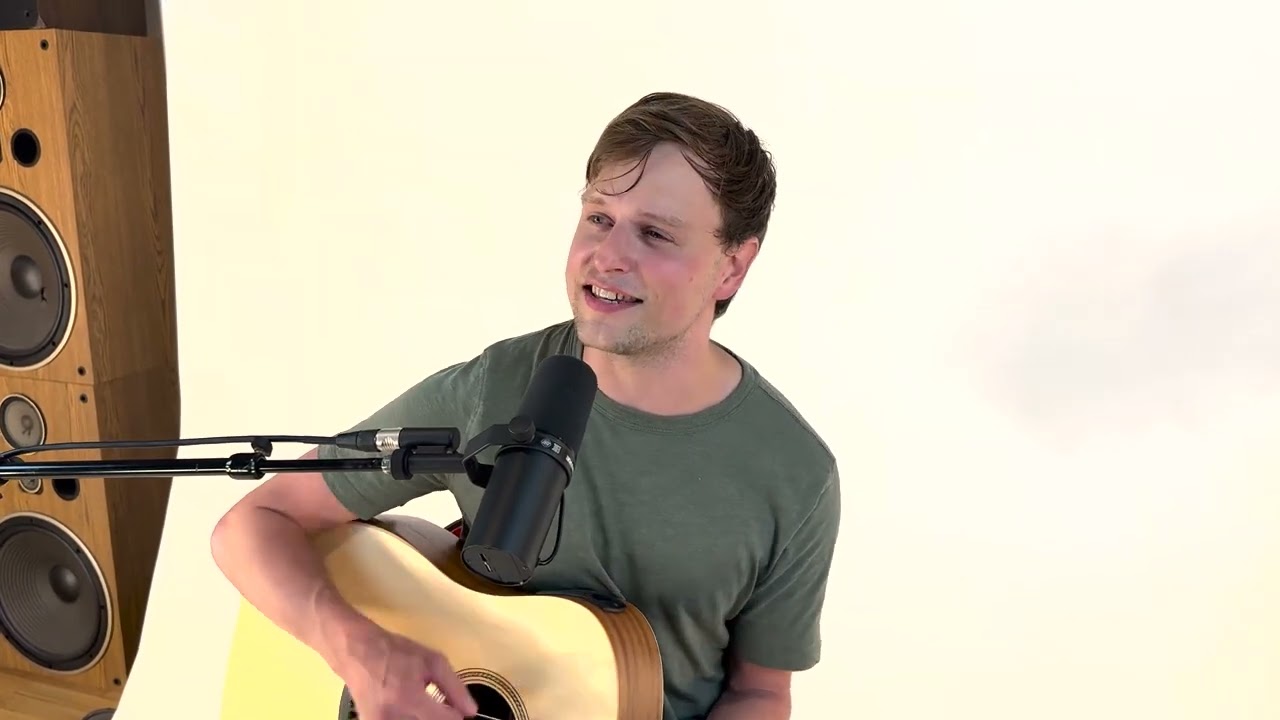 GIBBY TOOMBS - HOLLOYWOOD WISCONSIN | Live - Inside The Artist's Studio