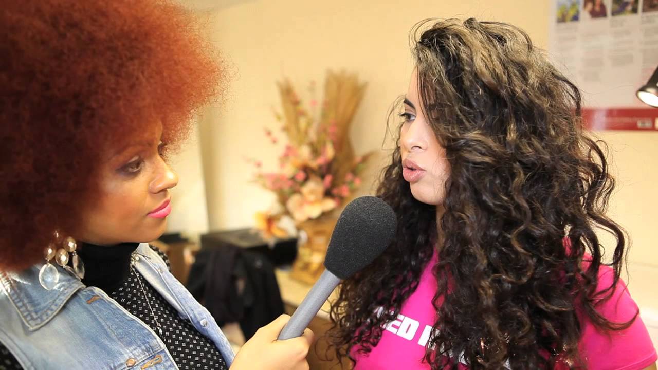 MIXED ROOTS- Frizzy Hair to Full Volume Wavy Curls - YouTube