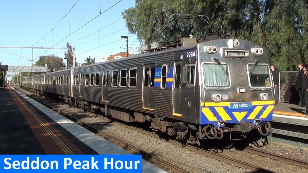Trains at Seddon during Peak Hour (2012); Metro & V/Line Trains ...