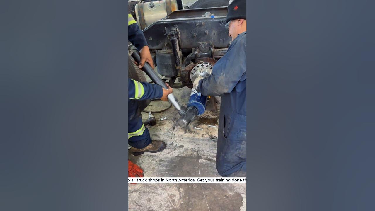 How to replace damaged spindle Damaged truck axle repair Truck