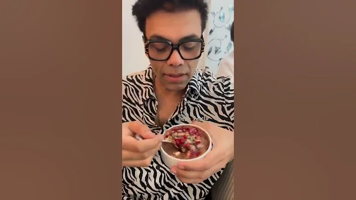 Farah Khan TROLLS Karan Johar & calls his breakfast 'Designer' 😂 | #shorts #karanjohar