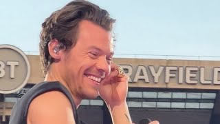 This is what heaven sounds like✨ Harry Styles Fineline-Live.Edinburgh, night.1💙