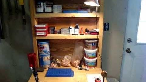 Small Reloading Bench