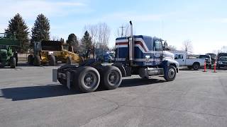 mbauction.com lot # 1243, 1993 Freightliner FLD12