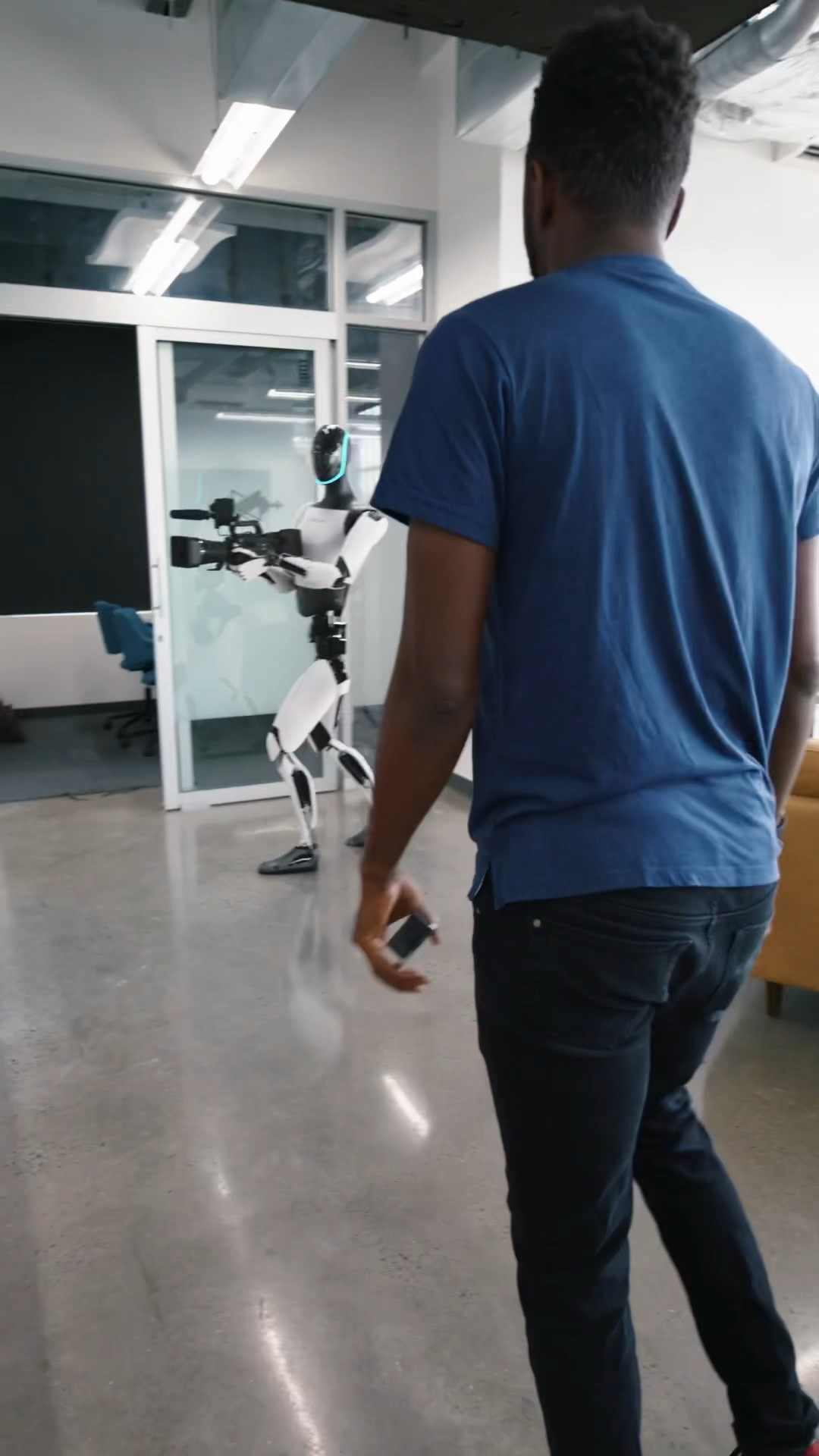 Studio_Tour_Outtake_DONOTPUBLISH.mp4