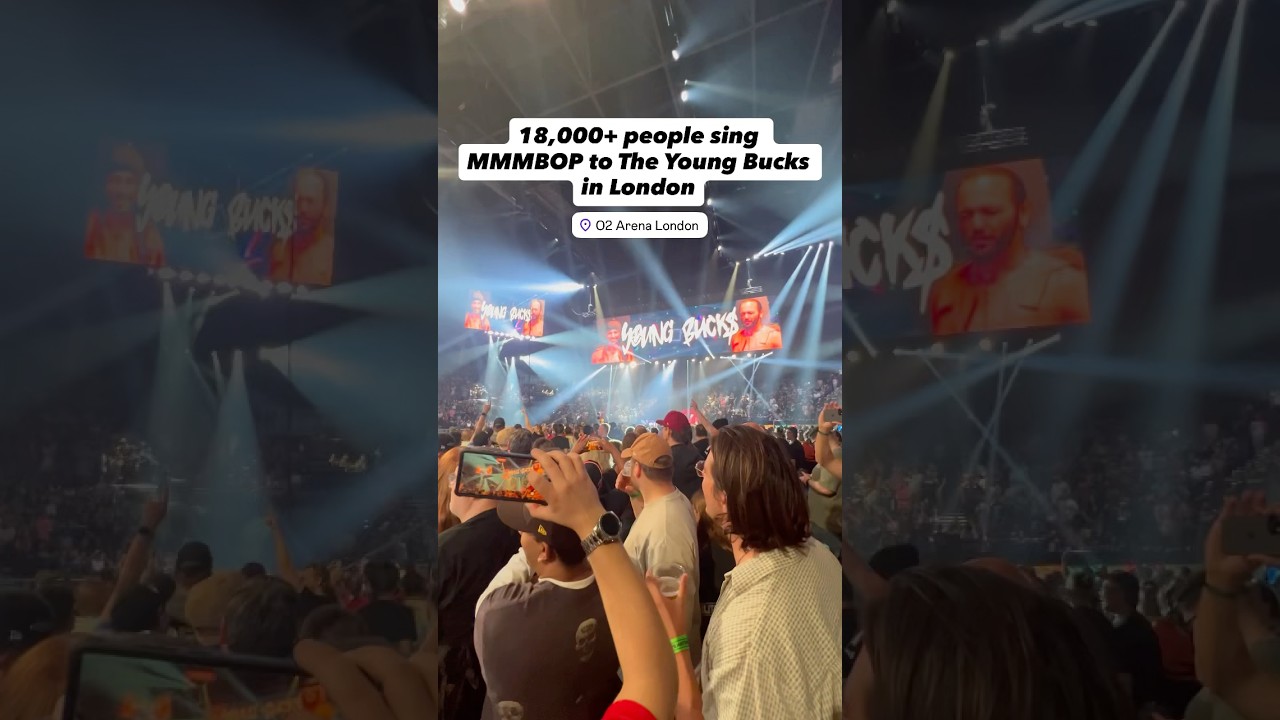 18,000+ people sing MMMBop at 