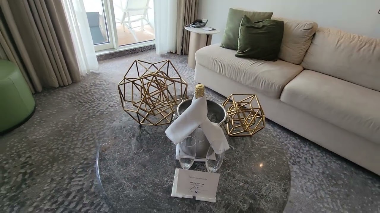 Королевский люкс Celebrity Silhouette 1116