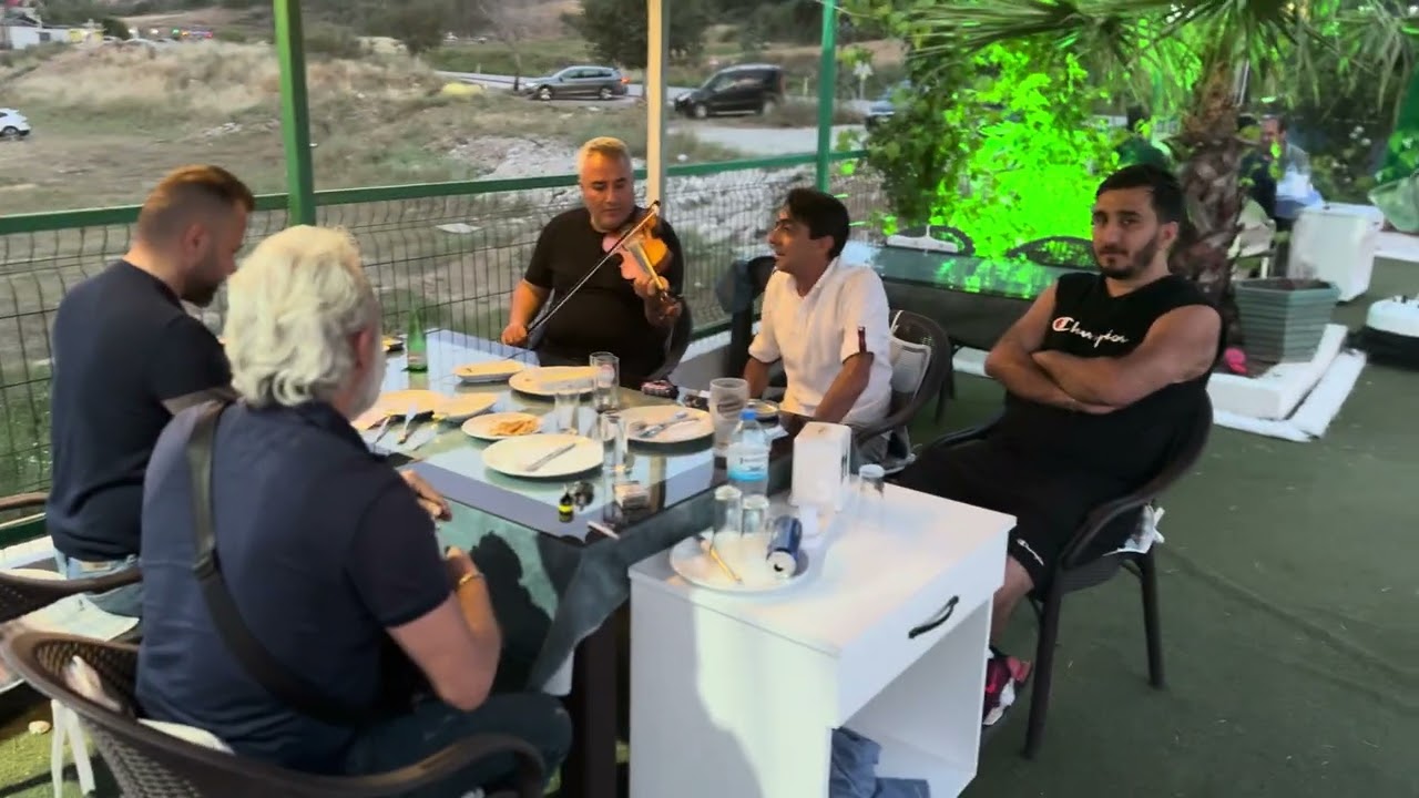 HAYDAR ÖZTÜRK DOSTLARIYLA