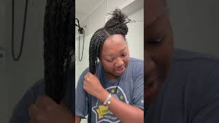 Our Flaxseed Detangler is officially AVAILABLE NOW and almost sold out already 💨 The slip, the