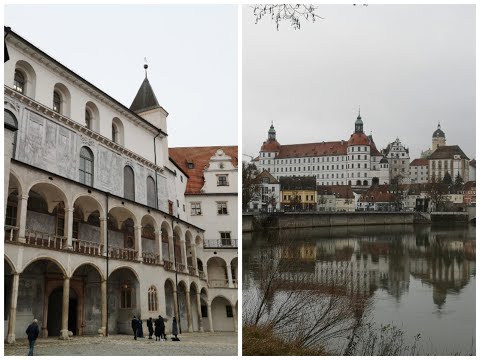Visiting the Castle/Residence of "Neuburg an der Donau". (Bavaria/Germany) Rainy but gold.