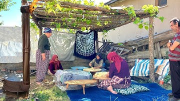 Köydeki Büyük Bir Ailenin Günlük Yaşamı. Türkiye