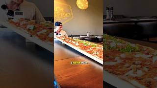 Hier gibt es die 3 METER PIZZA! ? Die längste Pizza in Europa? ?