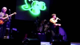 YES PNC 2010 136