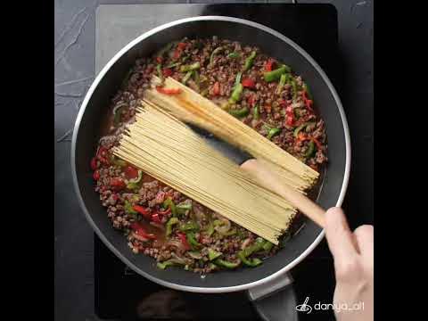 Вок лапша с фаршем видео рецепт | простые рецепты от Дании - YouTube