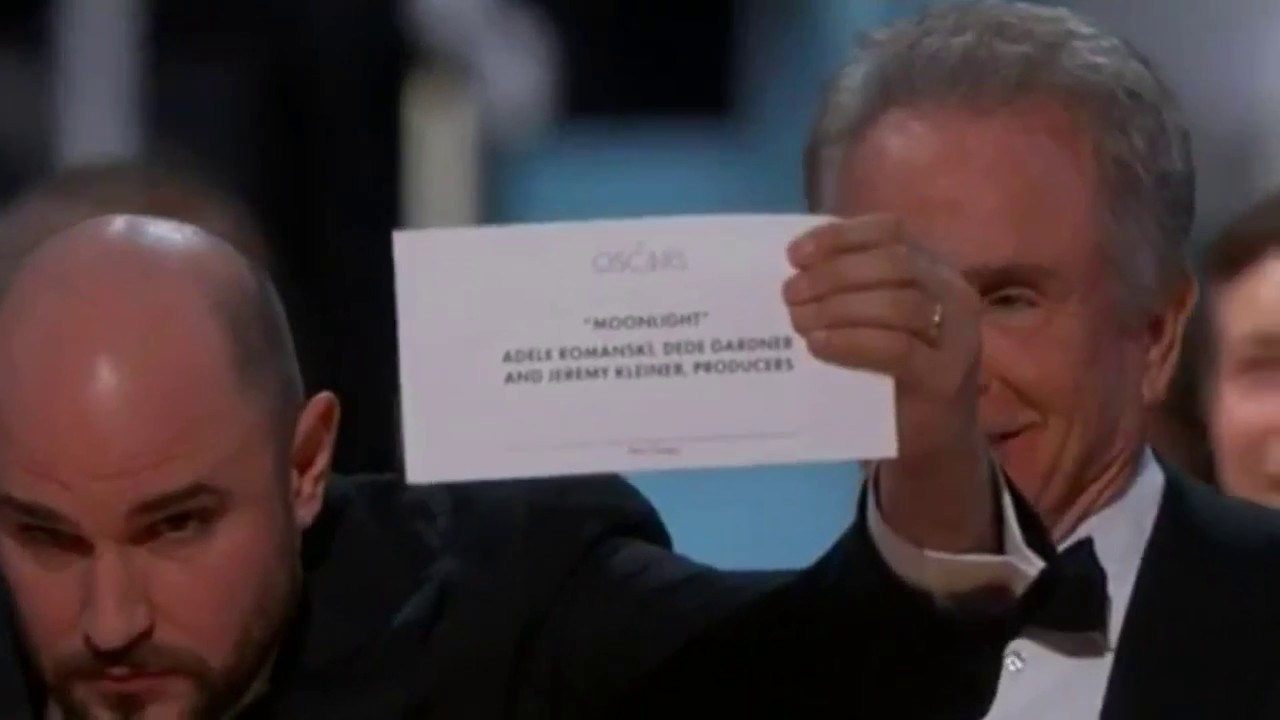 Wrong film named best picture at Oscars 2017 YouTube