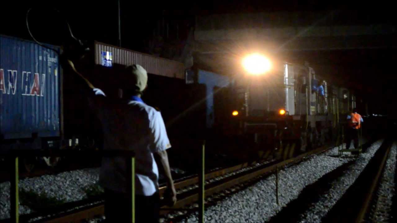 12/8/2013 Full-day Trainspotting KTM KM35 Sungai Petani Yard