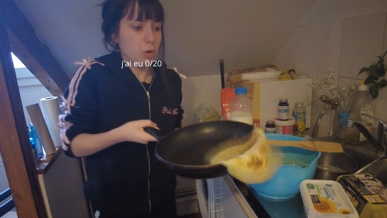 j'ai essayé de faire des crêpes.. (cauchemar en cuisine)