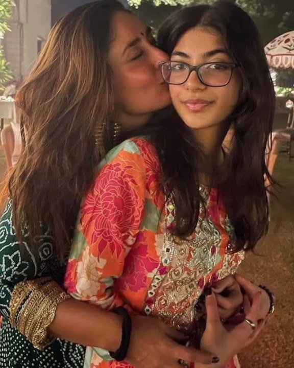 Karishma Kapoor daughter samaira.nice maa beti🥰#shorts #bollywood