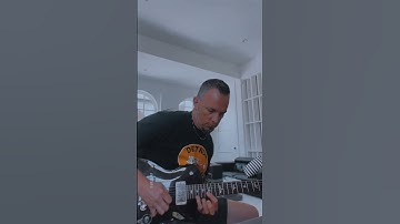 Fable of the Silent Son solo by Mark Tremonti from @alterbridgeofficial #marktremonti #alterbridge