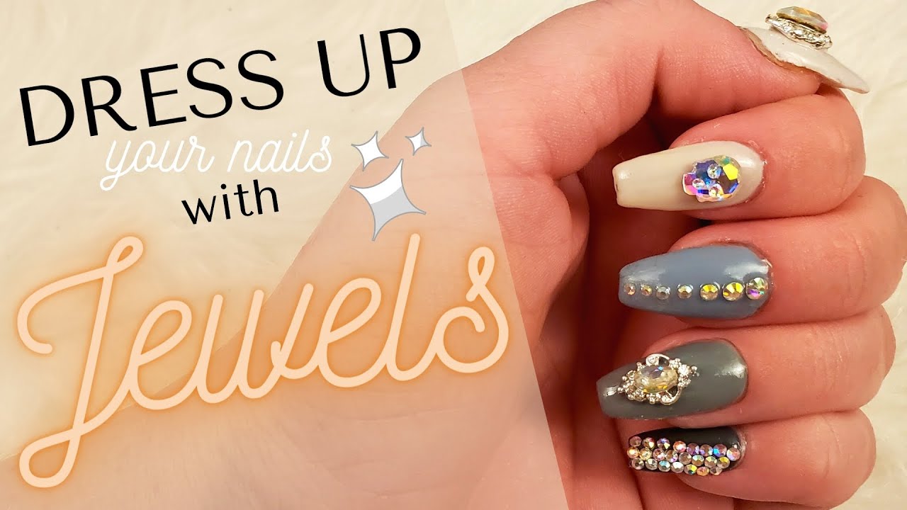 How to Dress Up Your Nails with Jewels